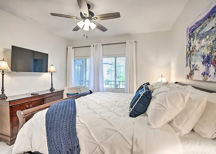 Bright W/ Patio: 8 Mi To Old Town * Scottsdale