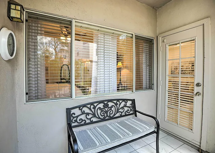 Holiday home Bright W/ Patio: 8 Mi To Old Town *